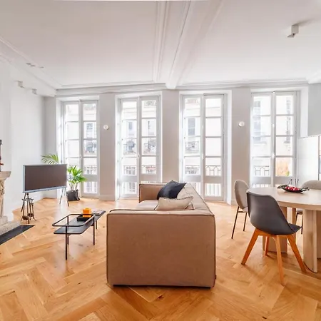Luxury Living A Montorgueil Apartment